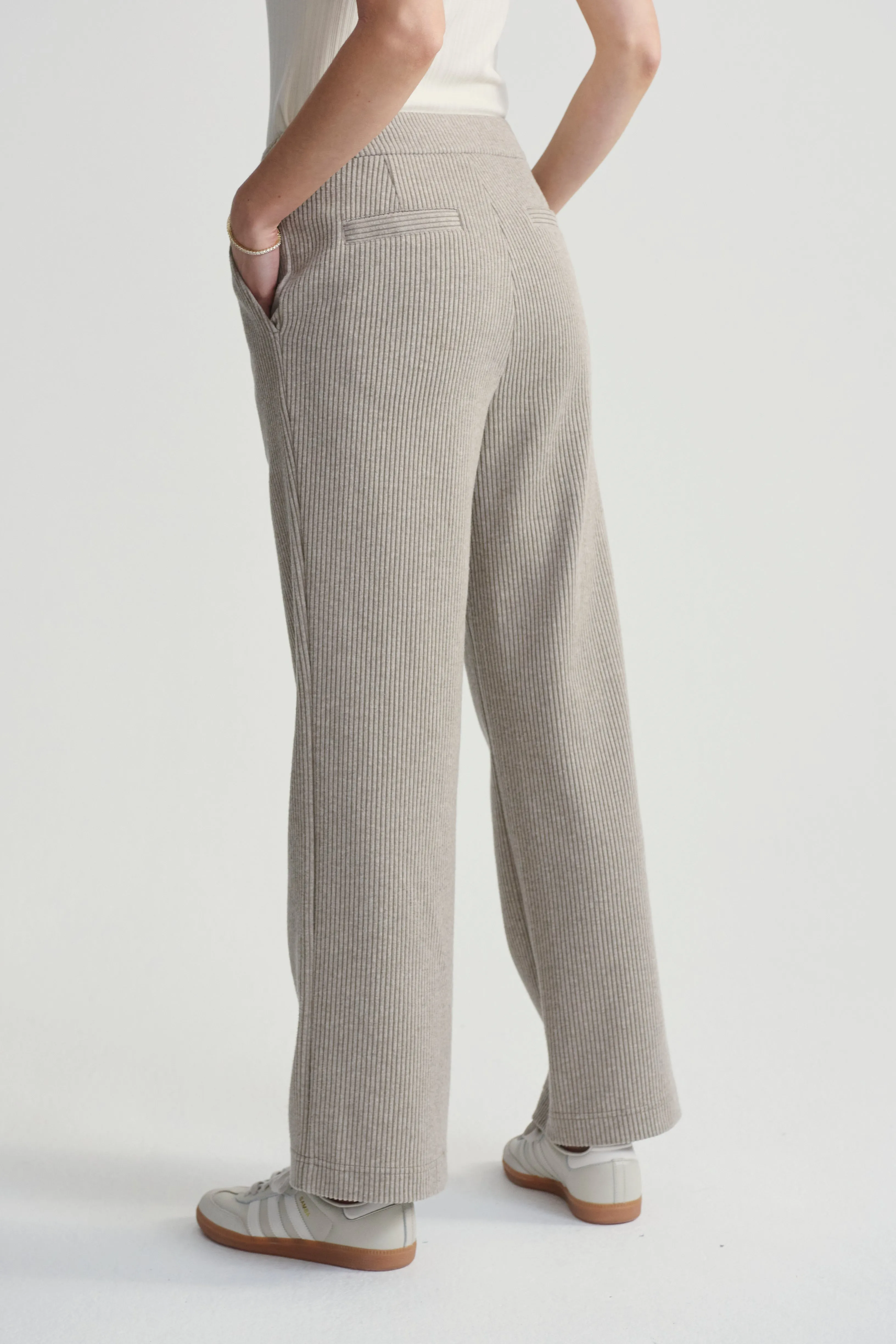 ABERDEEN STRAIGHT LEG CORDUROY PANT TAUPE