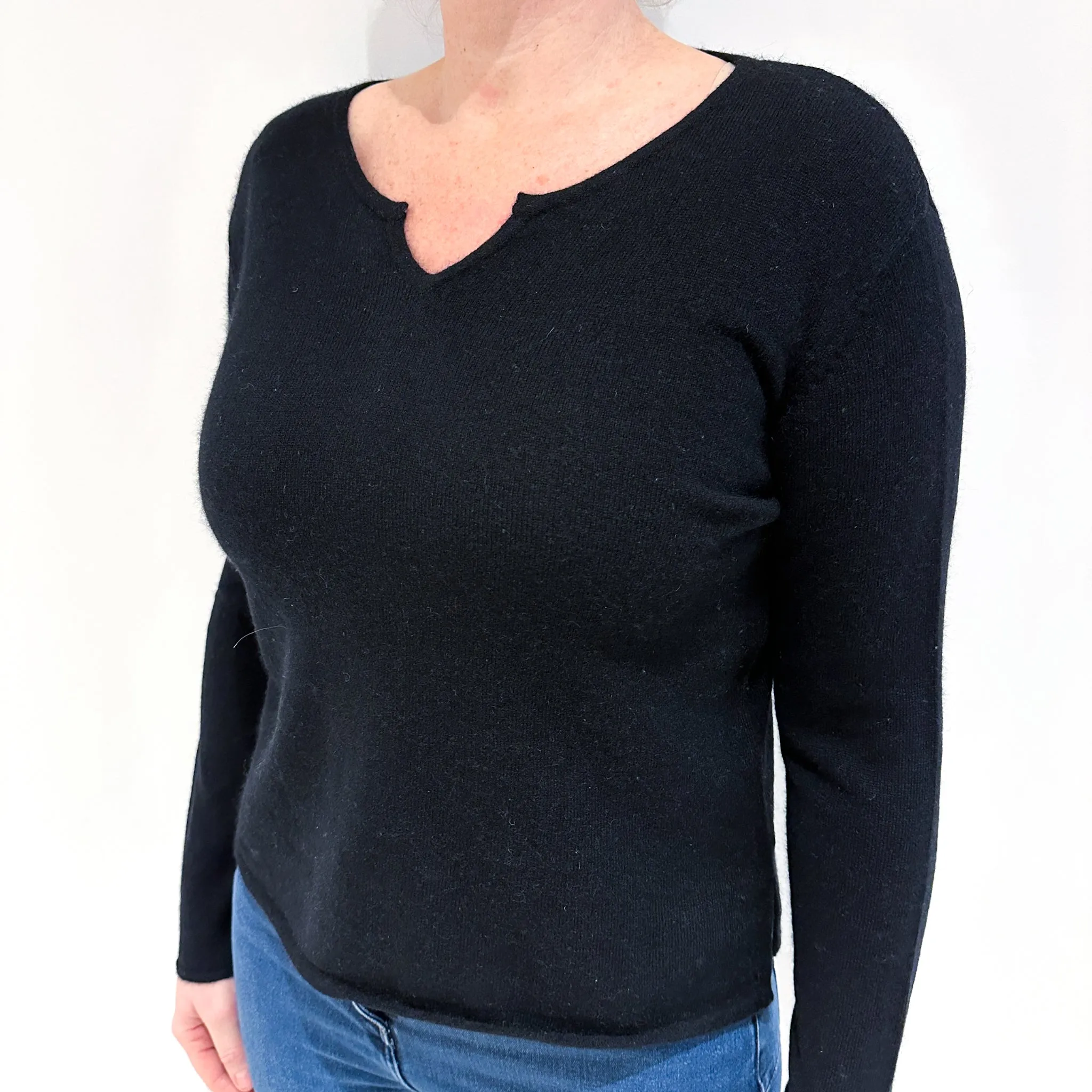 Black Cashmere Notch Neck Jumper Large