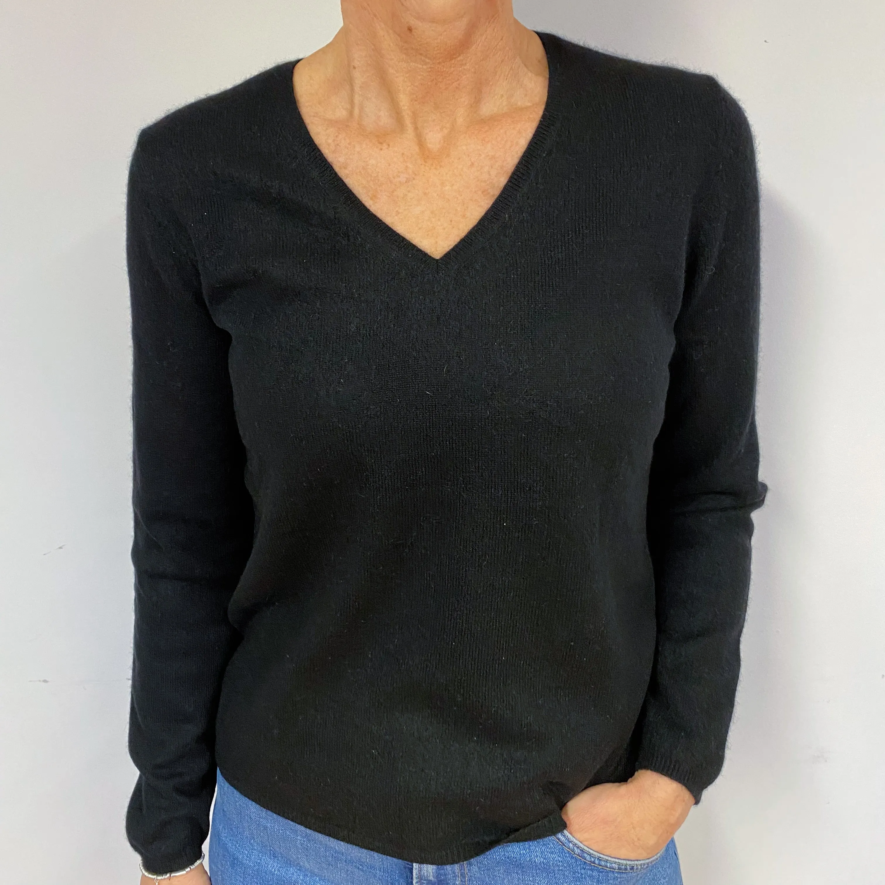 Black Cashmere V-Neck Jumper Medium/Petite