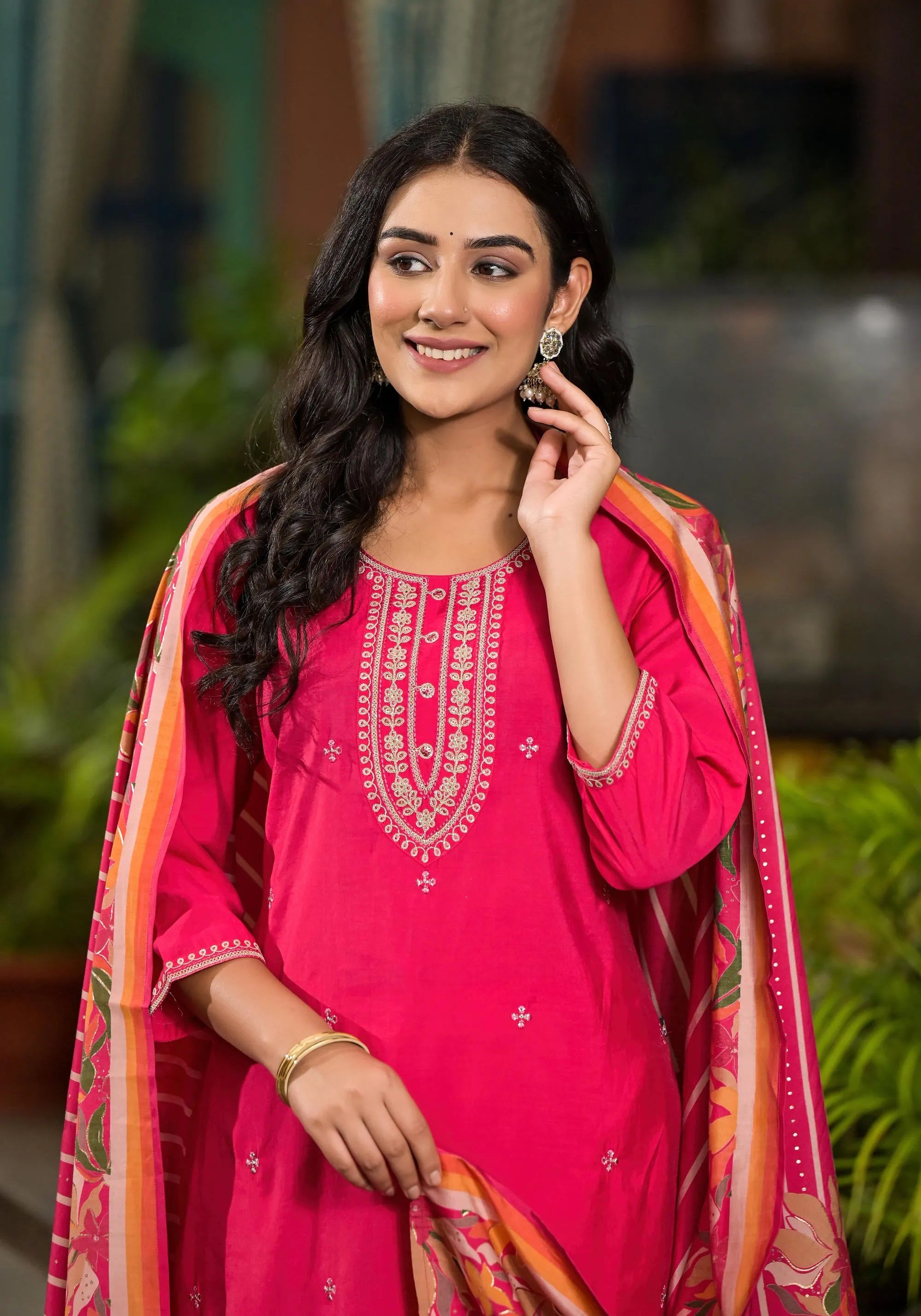 Fuchsia Floral Printed Viscose Kurta Pant And Dupatta Set With Zari Work