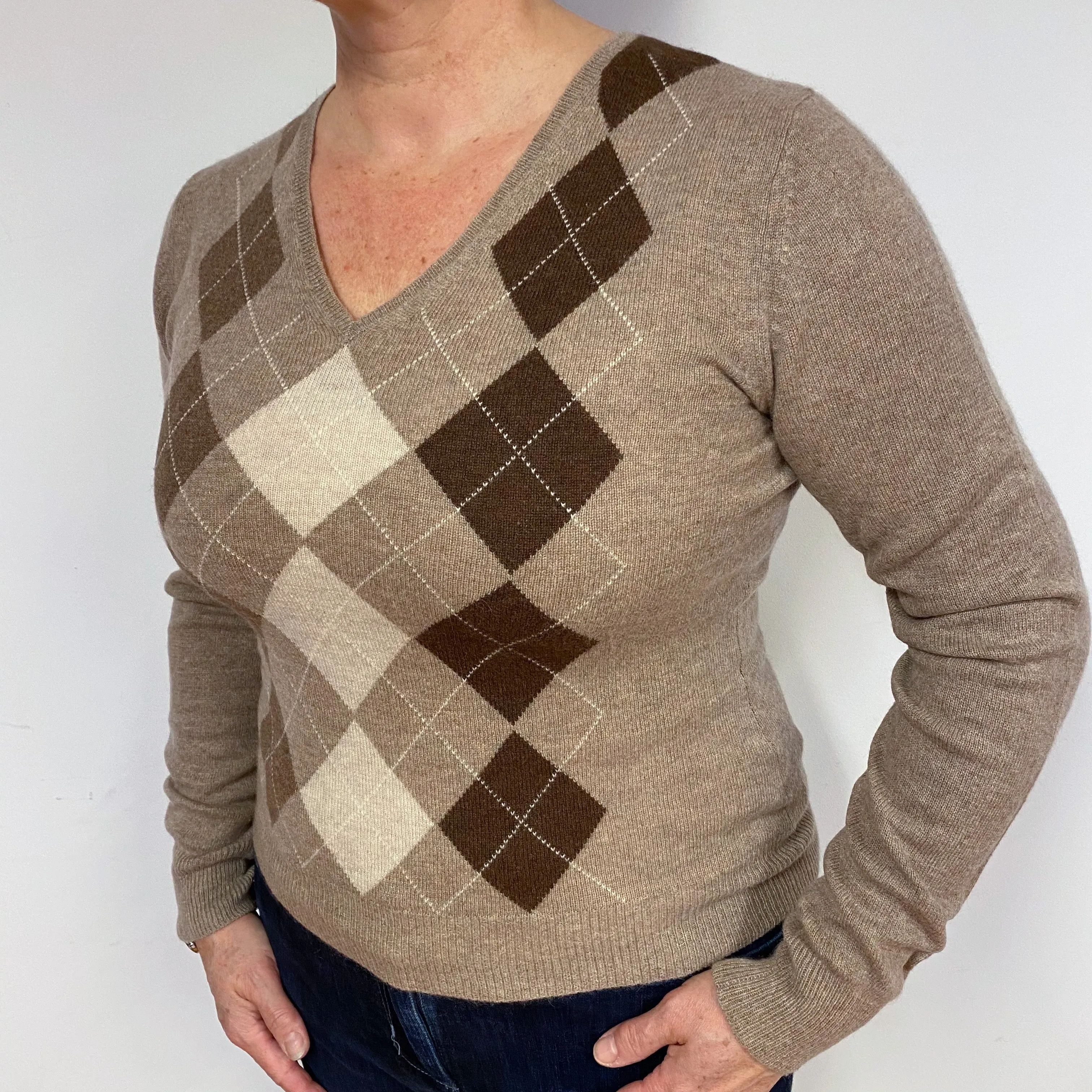 Fudge Brown Diamond Cashmere V-Neck Jumper Large