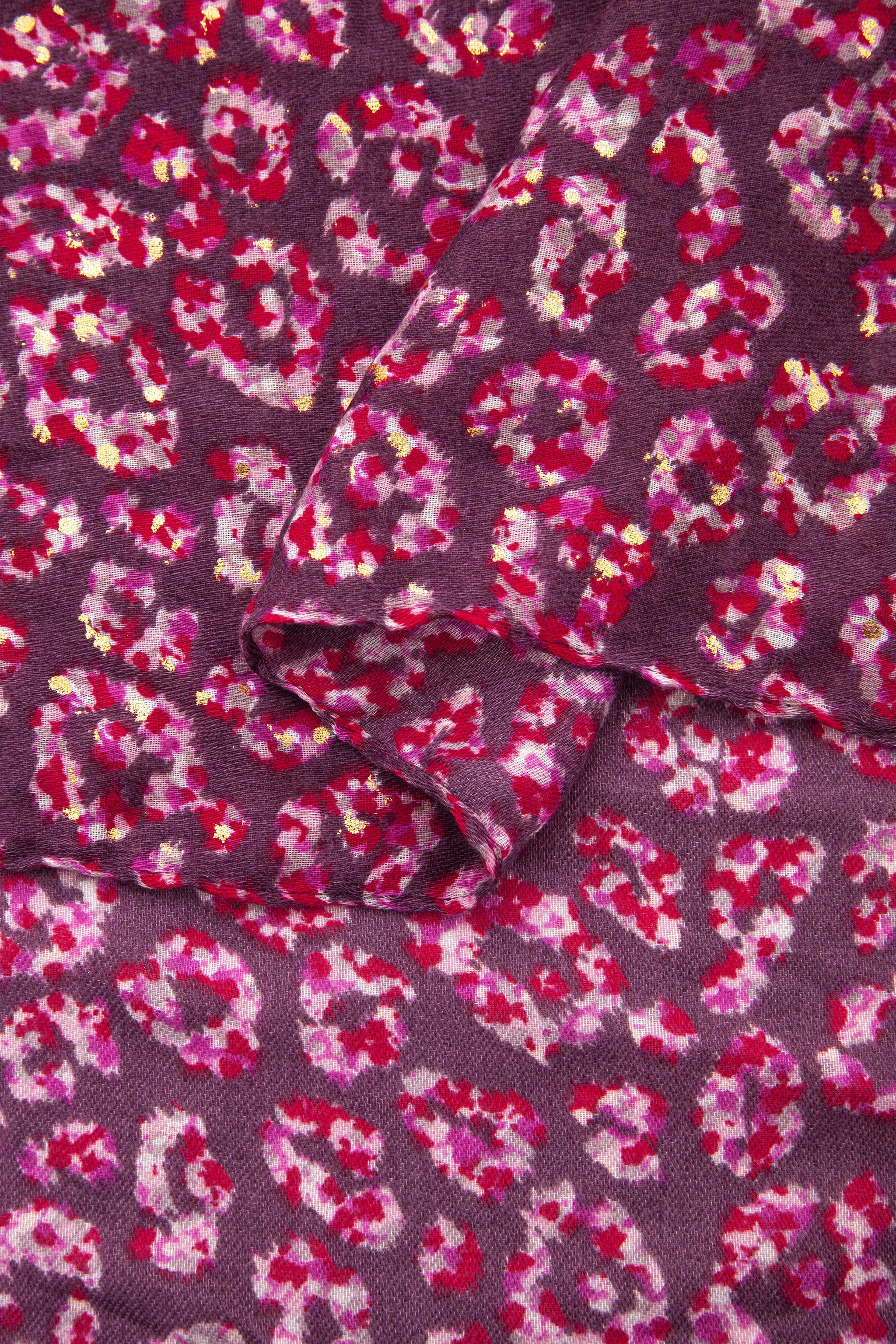 Kim Lightweight Scarf - Fuchsia, Animal Foil