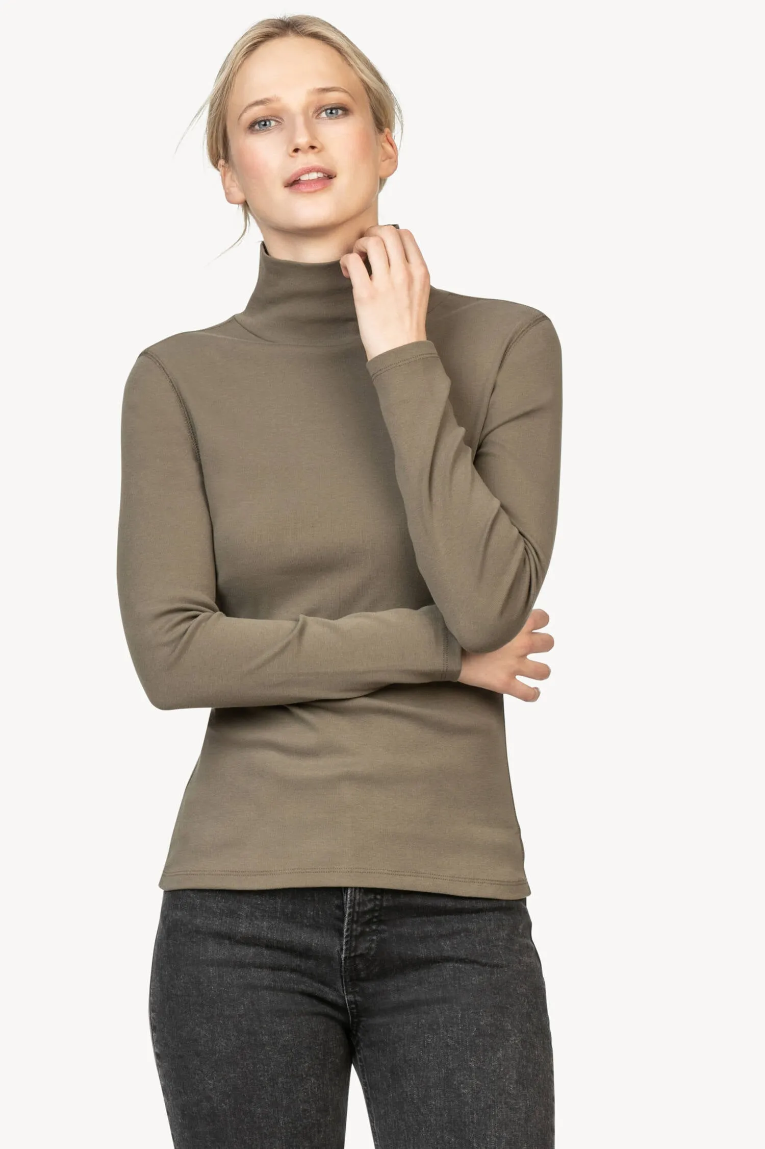 Long Sleeve Turtleneck Tee