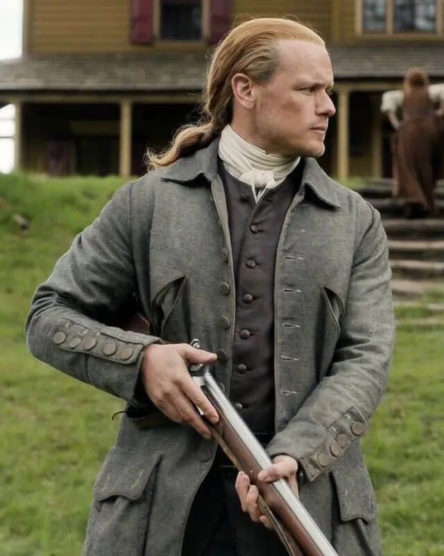 Outlander S07 Jamie Fraser Gray Coat