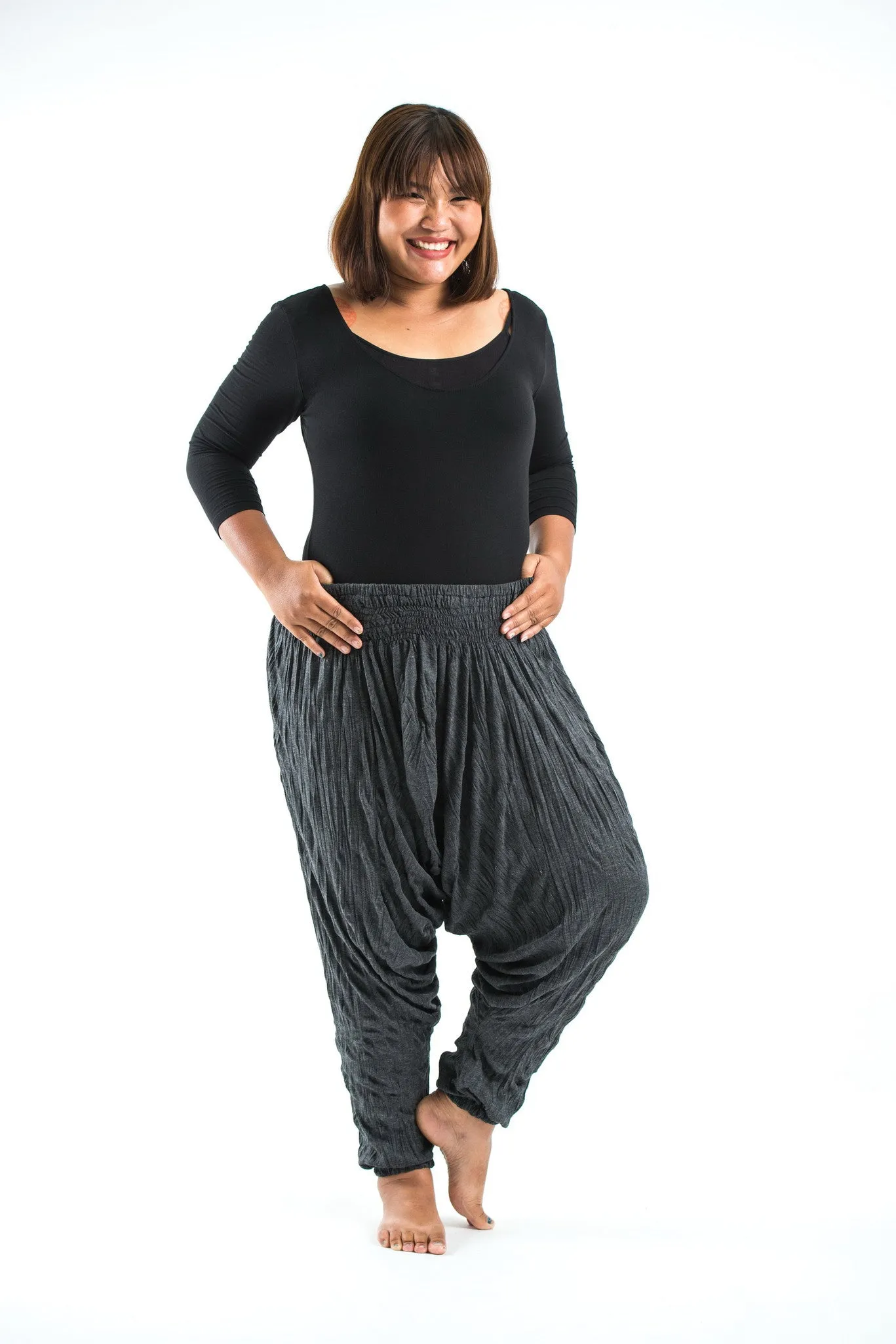 Plus Size Unisex Crinkled Cotton Harem Pants in Black