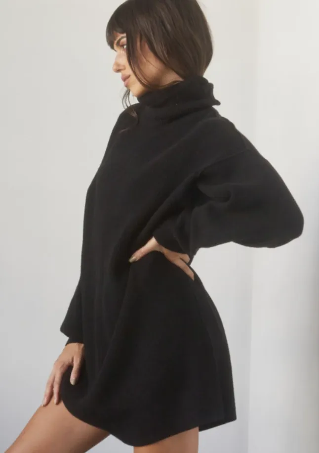 "Sweater Weather" sweater dress (Black)