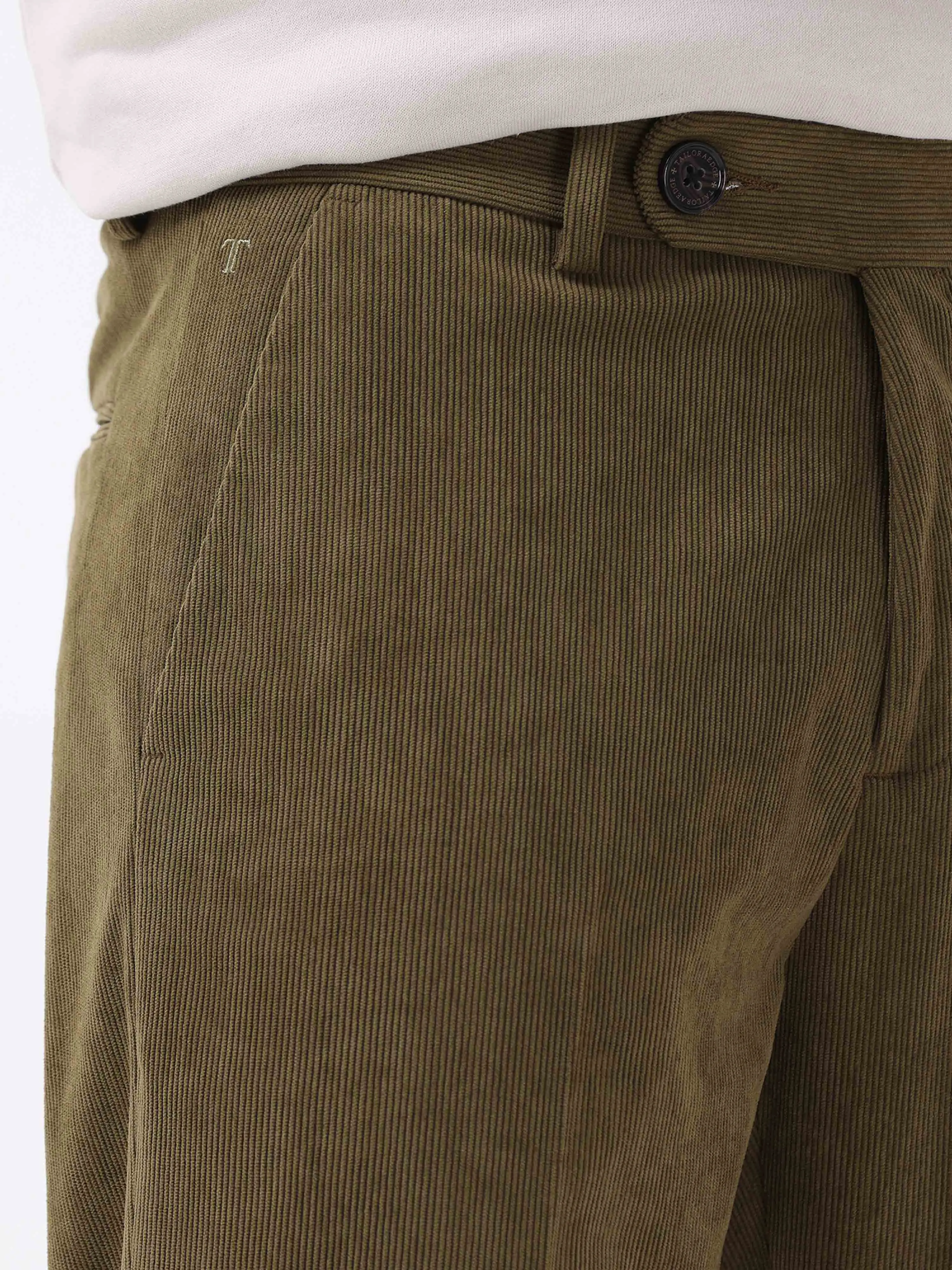 Statement Corduroy Oak Pant