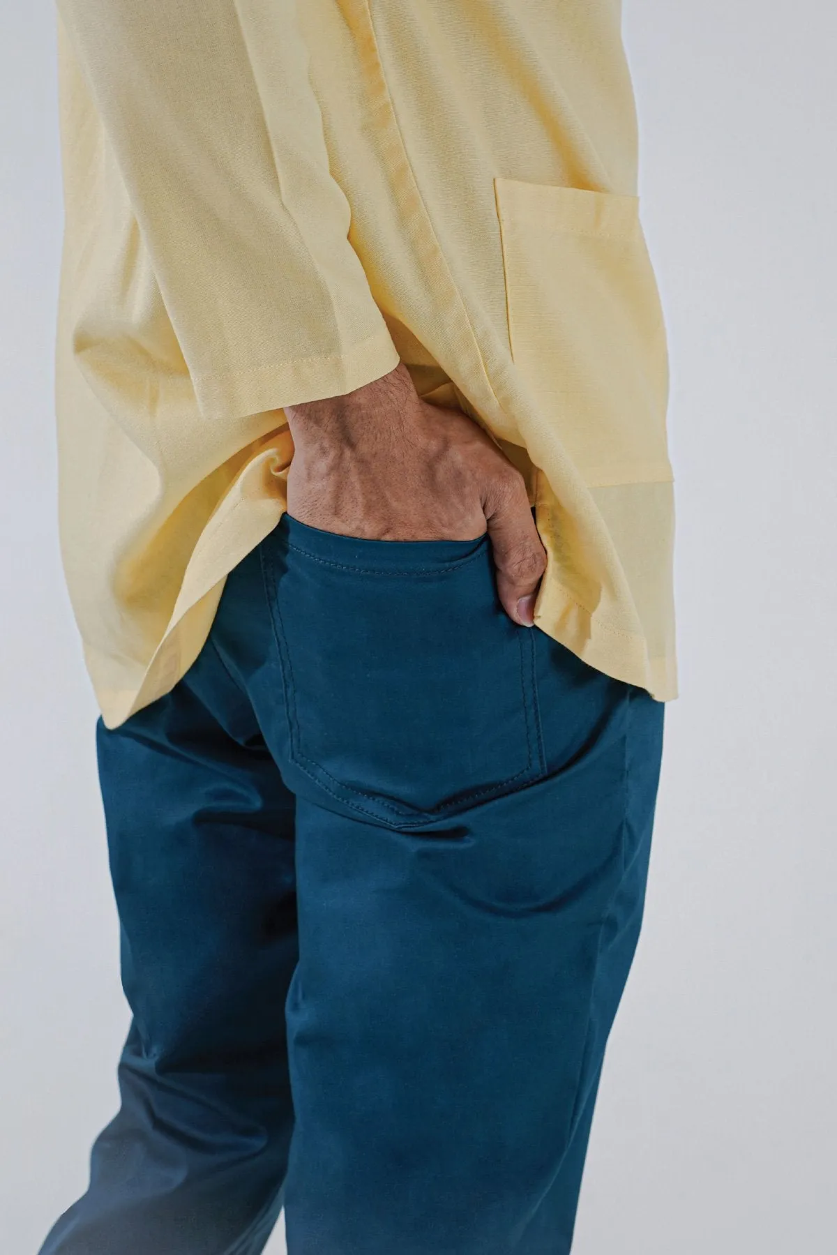 The Perfect Men Slim Fit Pants - Teal