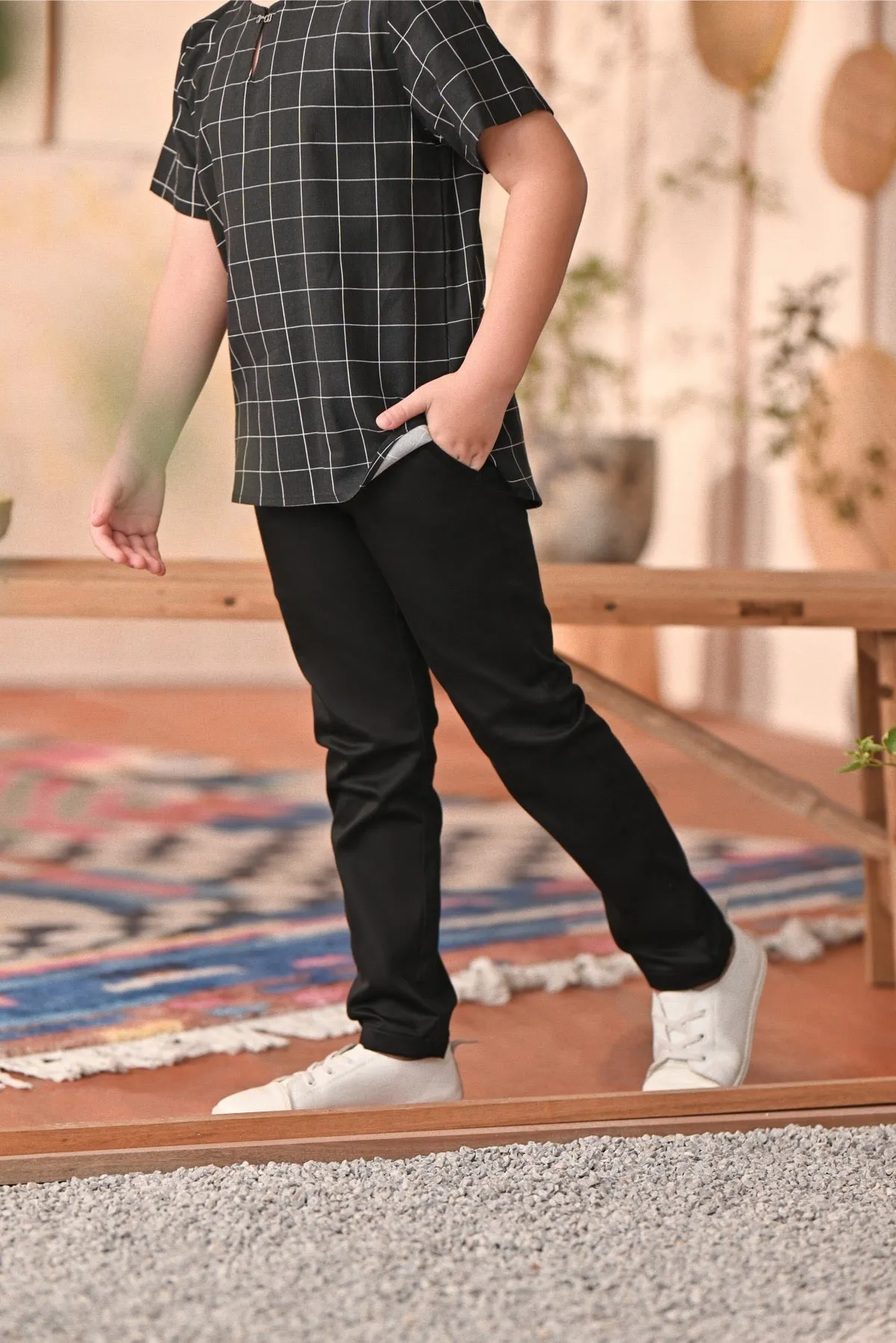 The Perfect Slim Fit Pants - Black