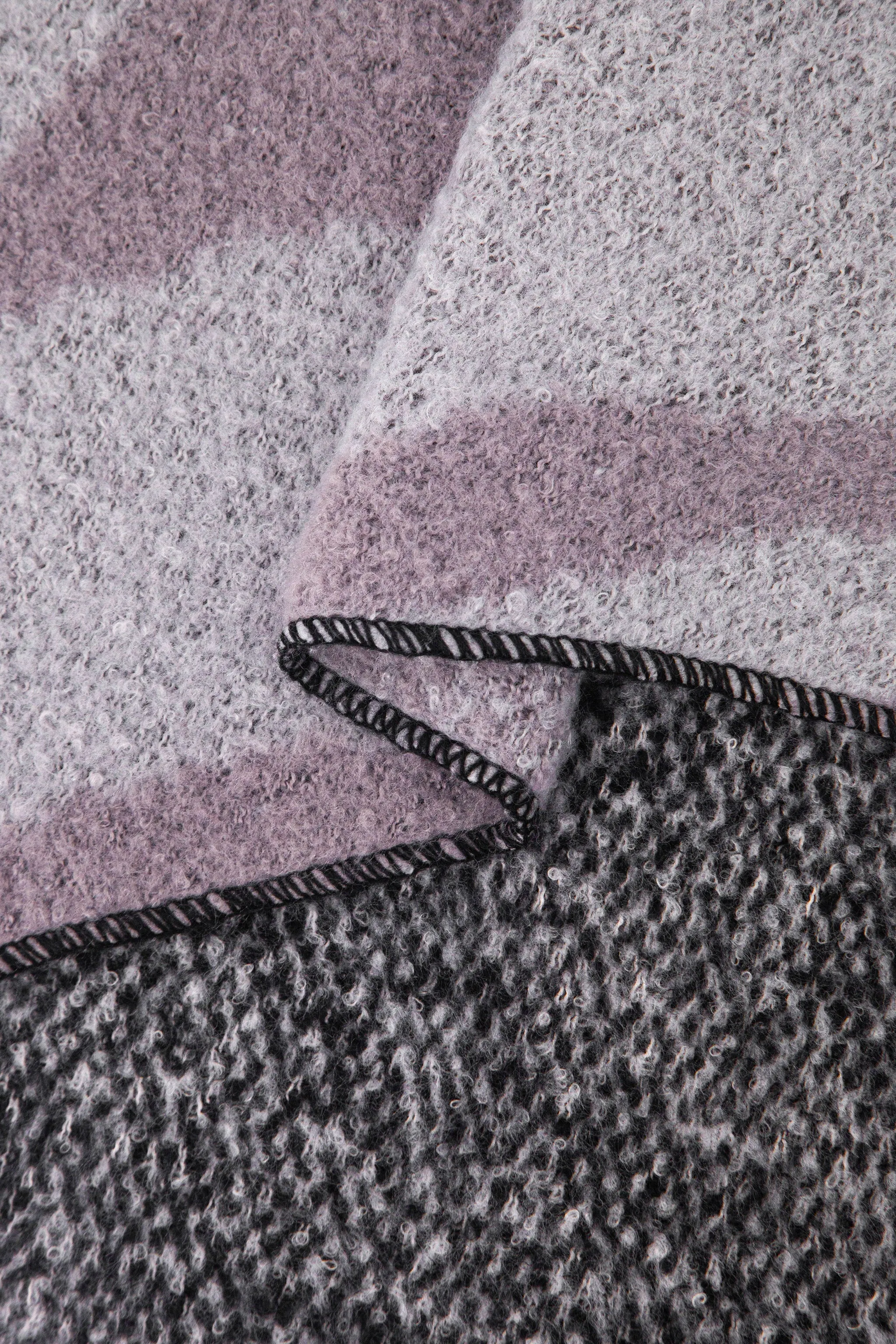 Zia Heavyweight Scarf - Dark Grey, Animal Stripe